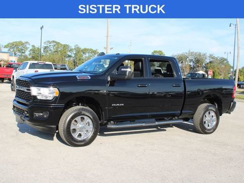 Used 2025 RAM 2500 Big Horn AWD/4WD image 5