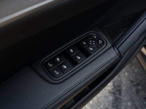 New 2026 Porsche Cayenne AWD/4WD image 16