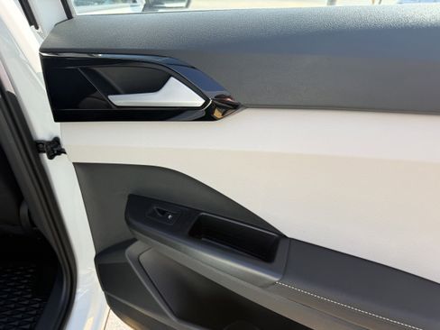 New 2025 Volkswagen Taos S image 32