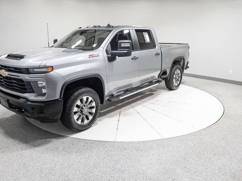 Used 2026 Chevrolet Silverado 2500 Custom w/ Z71 Off-Road Package AWD/4WD image 33