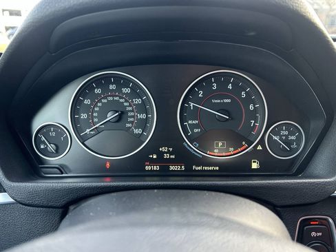 Used 2018 BMW 330i Gran Turismo xDrive image 15