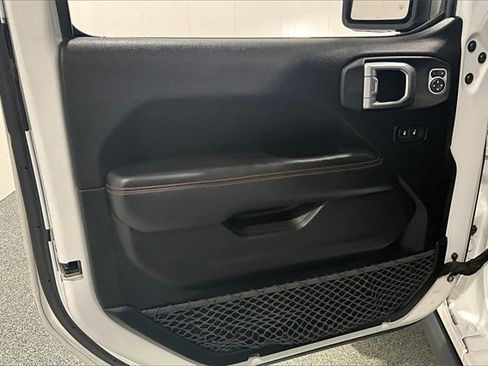 Used 2020 Jeep Gladiator Rubicon image 21