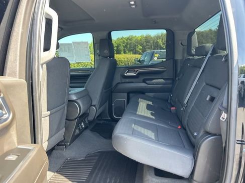 Used 2022 GMC Sierra 1500 Elevation AWD/4WD image 16