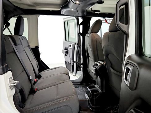 Used 2024 Jeep Wrangler Unlimited Sport AWD/4WD image 16