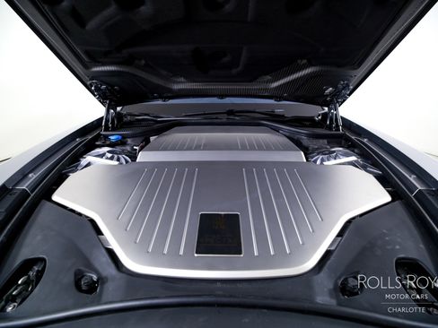 Used 2025 Rolls-Royce Spectre Black Badge image 33