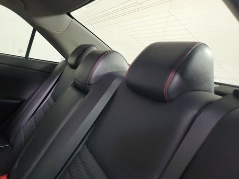 Used 2017 Toyota Camry SE FWD image 11