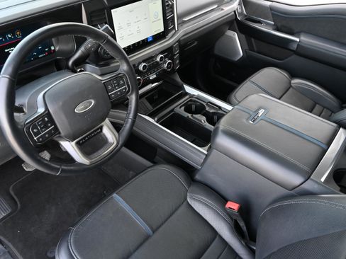 Used 2025 Ford F250 Platinum AWD/4WD image 13