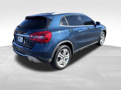 Used 2019 Mercedes-Benz GLA 250 4MATIC image 8