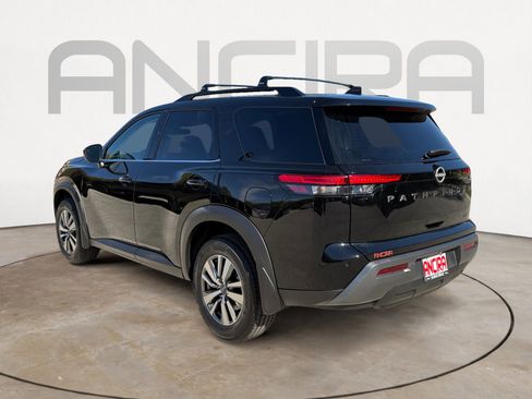 New 2026 Nissan Pathfinder SL w/ Cargo Package FWD image 8