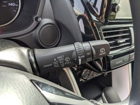 Used 2025 Mitsubishi Eclipse Cross ES image 30