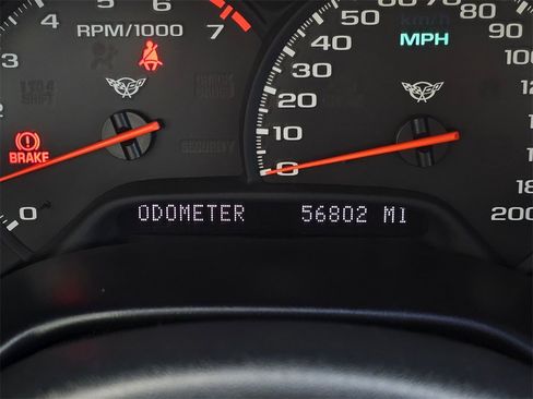 Used 2001 Chevrolet Corvette Convertible w/ Preferred Equipment Group2 image 21