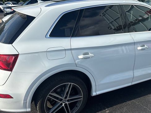 Used 2020 Audi SQ5 Premium Plus w/ Premium Plus Package AWD/4WD image 21