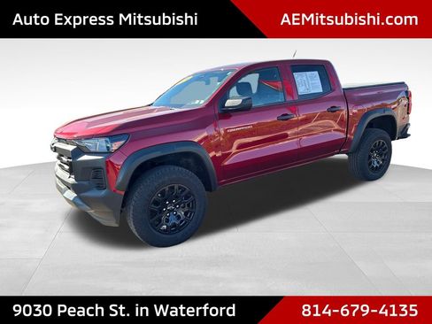 Used 2024 Chevrolet Colorado Trail Boss w/ Advanced Trailering Package AWD/4WD image 3