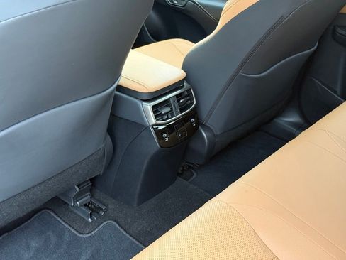 Certified 2025 Lexus RX 350 Premium w/ Accessory Package (Z1) FWD image 28