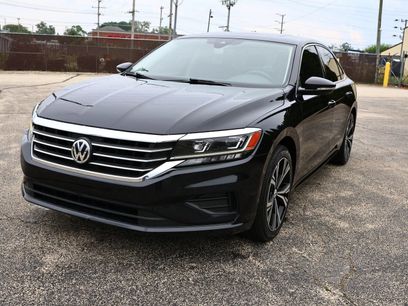 Used 2021 Volkswagen Passat 2.0T SE