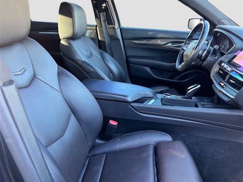 Used 2020 Cadillac CT5 V w/ Premium Package image 29