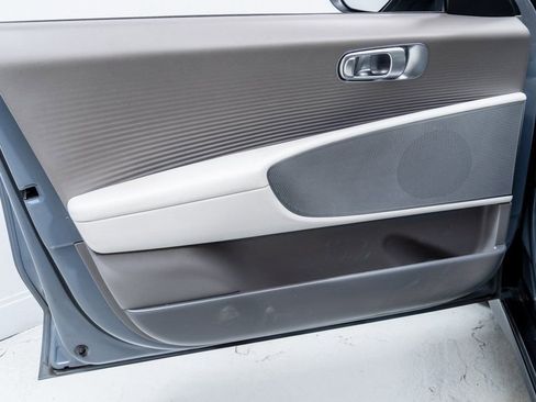 Used 2023 Hyundai Ioniq 6 SEL image 22