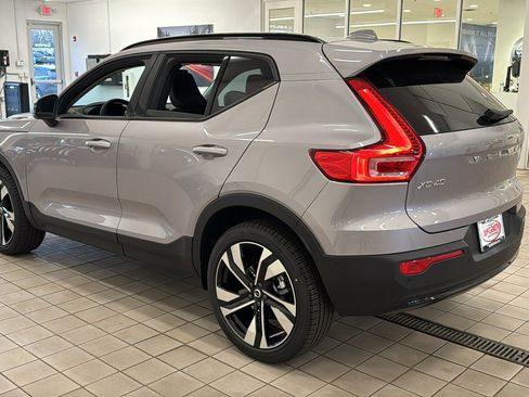 New 2026 Volvo XC40 B5 Plus w/ Climate Package image 7