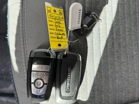 Certified 2022 Ford Bronco Outer Banks AWD/4WD image 31
