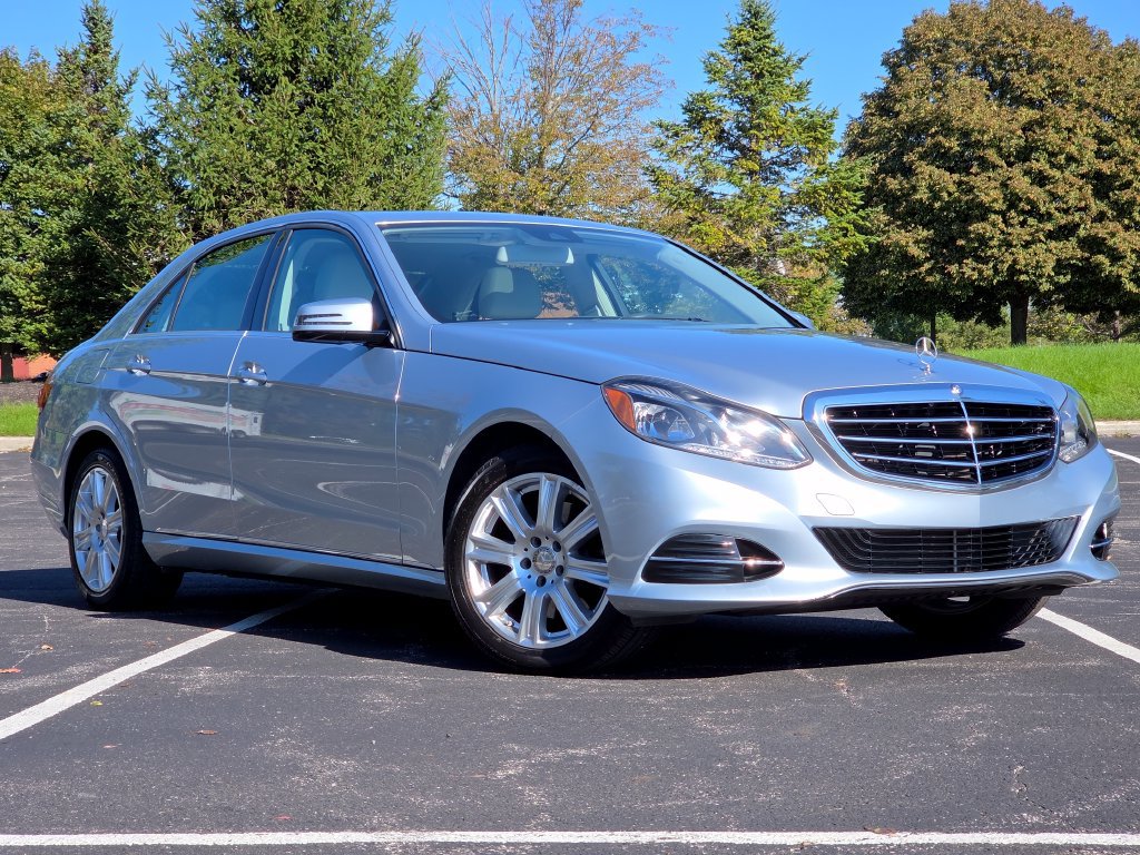 Used 2014 Mercedes-Benz E 350 Sedan image 2