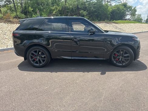 Used 2024 Land Rover Range Rover Sport Dynamic SE AWD/4WD image 6