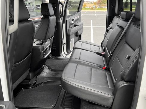 Used 2025 GMC Sierra 1500 Denali image 15