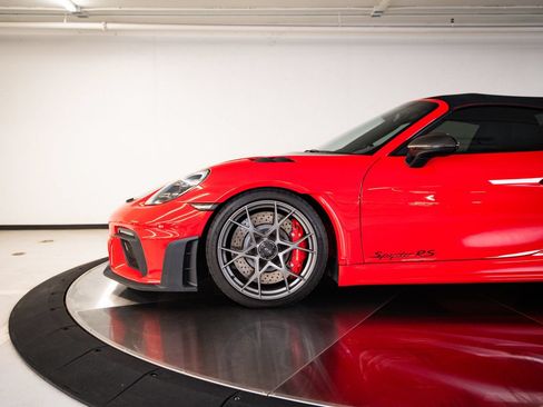 Certified 2024 Porsche 718 Boxster Spyder RS RWD image 11
