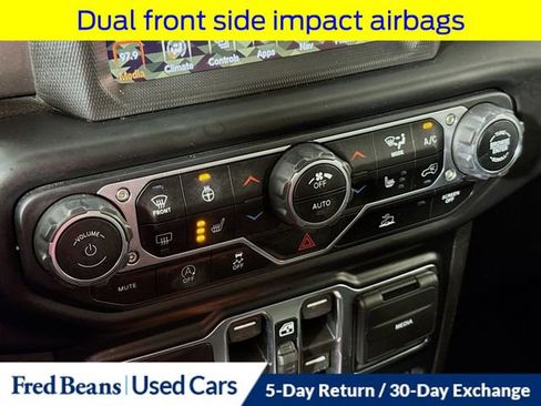 Used 2022 Jeep Wrangler Unlimited Sahara w/ Cold Weather Group image 20