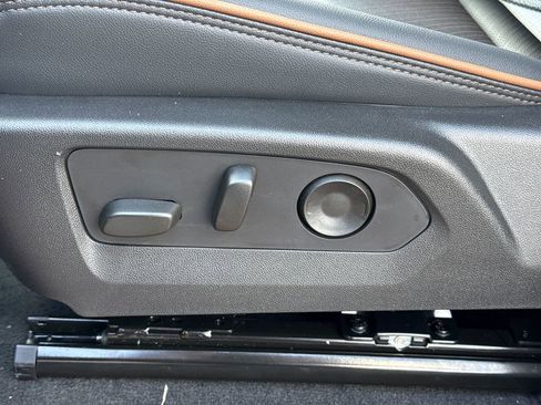 New 2026 GMC Canyon AT4 AWD/4WD image 17