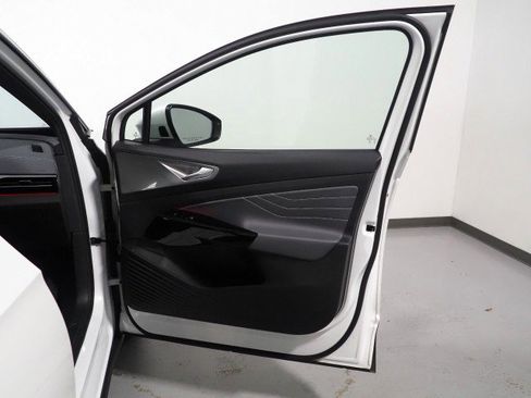 Used 2023 Volkswagen ID.4 Pro S Plus AWD/4WD image 54