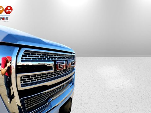 Used 2021 GMC Yukon SLT w/ SLT Premium Package image 35