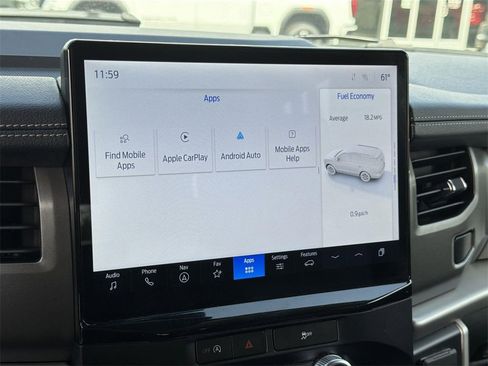 Used 2024 Ford Expedition XLT image 15