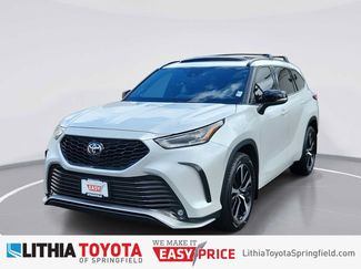 Used 2022 Toyota Highlander XSE AWD/4WD video 1
