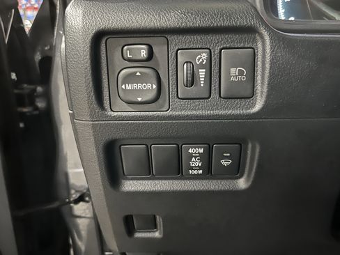 Used 2022 Toyota 4Runner SR5 Premium image 23