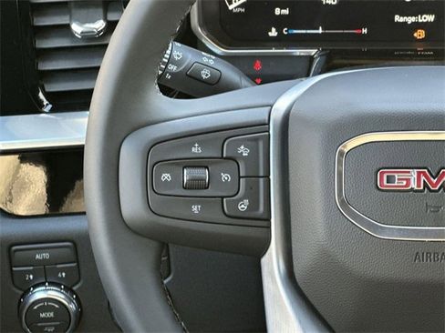 New 2026 GMC Sierra 1500 Elevation image 9