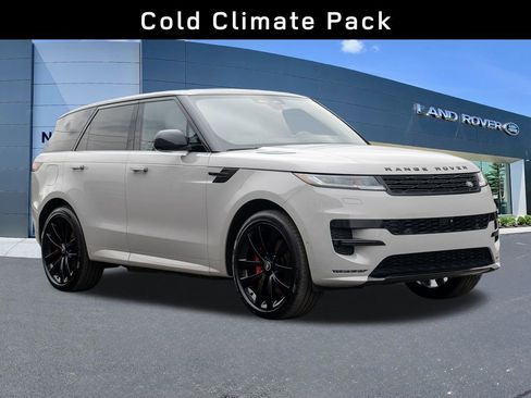Used 2025 Land Rover Range Rover Sport Dynamic SE image 3
