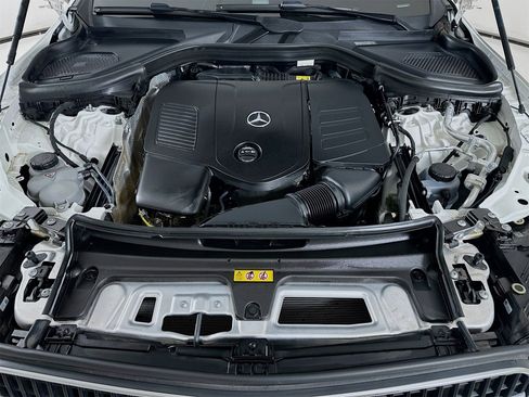 Certified 2025 Mercedes-Benz GLC 300 4MATIC image 30