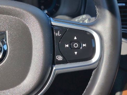 Used 2025 Volvo XC90 B6 Plus image 24