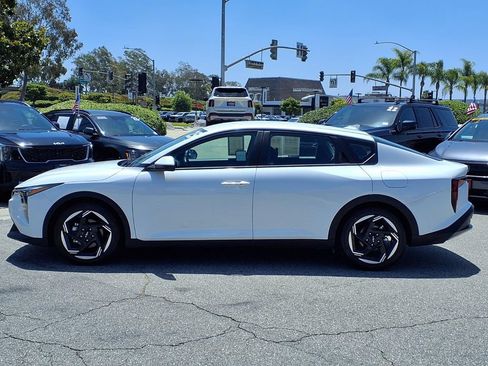 Certified 2025 Kia K4 EX FWD image 2