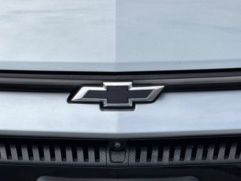 Used 2024 Chevrolet Equinox EV RS FWD image 42