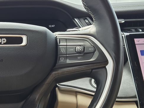 Used 2021 Jeep Grand Cherokee L Limited w/ Trailer Tow Group (B) image 32