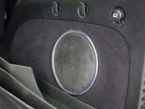 Used 2020 Jeep Grand Cherokee Overland RWD image 34