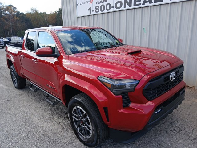 Used 2024 Toyota Tacoma TRD Sport RWD image 1