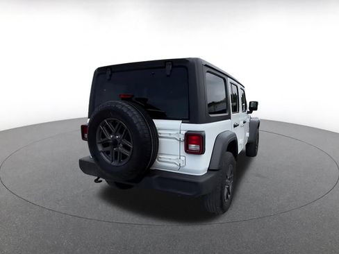 Used 2025 Jeep Wrangler Unlimited Sport AWD/4WD image 14