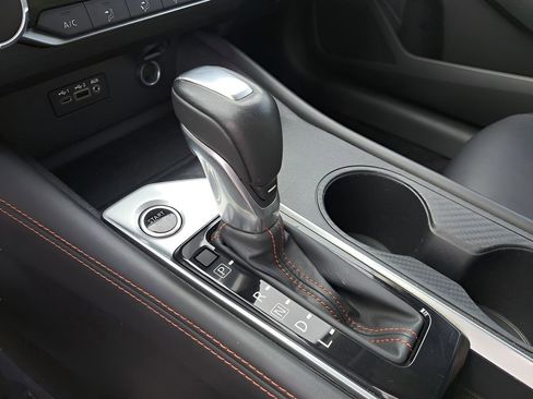 Used 2020 Nissan Altima 2.5 SR FWD image 24