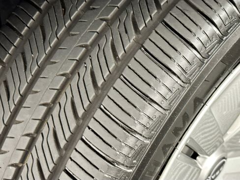 Used 2023 Nissan Leaf S image 38