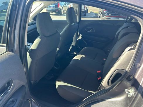 Used 2021 Honda HR-V EX image 16