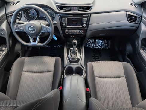 Used 2020 Nissan Rogue S AWD/4WD image 10