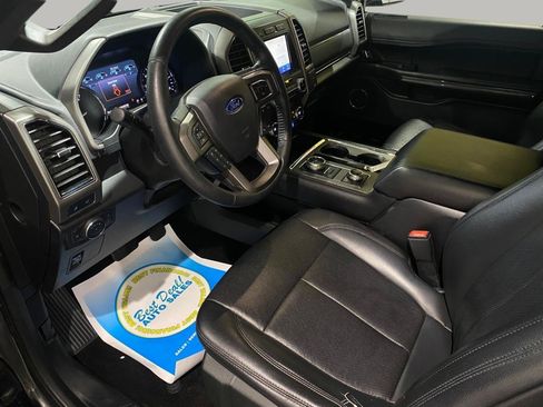 Used 2020 Ford Expedition XLT w/ Equipment Group 202A AWD/4WD image 8