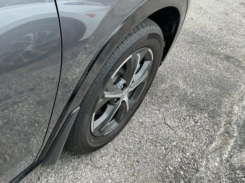 Used 2025 Honda HR-V EX-L image 17